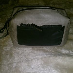 Men's toiletry kit